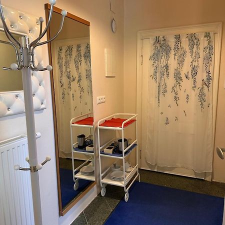 Kristall Doppelzimmer Direkt Im Zentrum, Balkon باد اسشي المظهر الخارجي الصورة